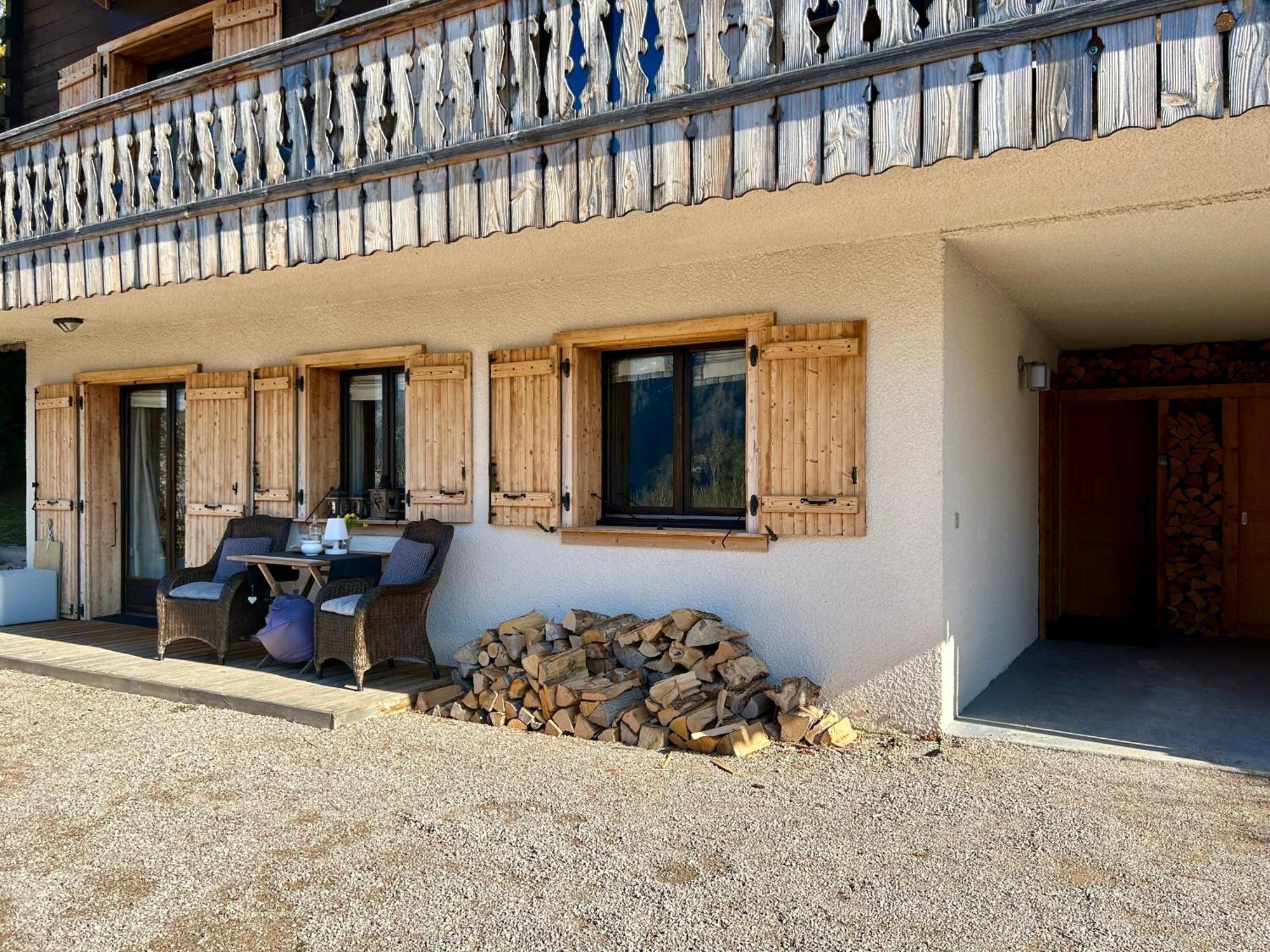 Le Biot L'Ours Blanc Lodge מראה חיצוני תמונה