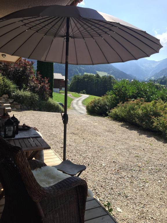 Le Biot L'Ours Blanc Lodge מראה חיצוני תמונה